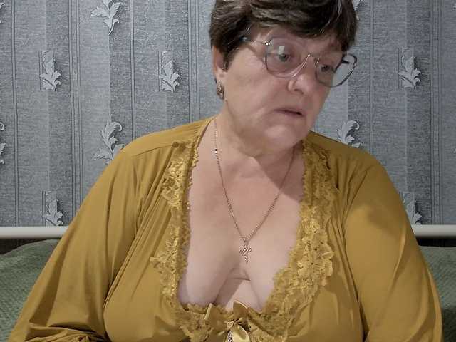 ElzaJewel — live female cam