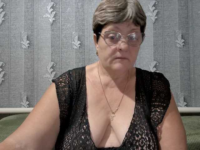 ElzaJewel, live now on BongaCams