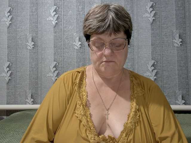 ElzaJewel, en vivo ahora en BongaCams