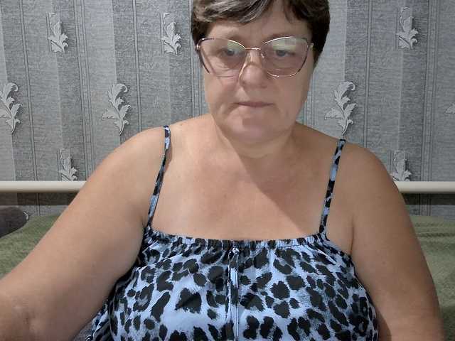 ElzaJewel live cam on BongaCams