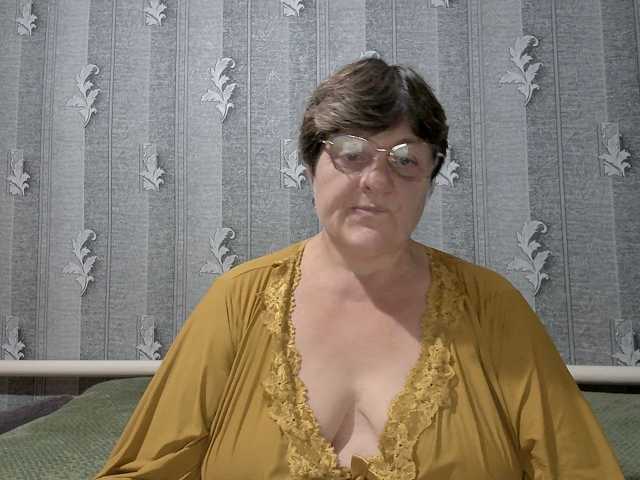 ElzaJewel live cam on BongaCams