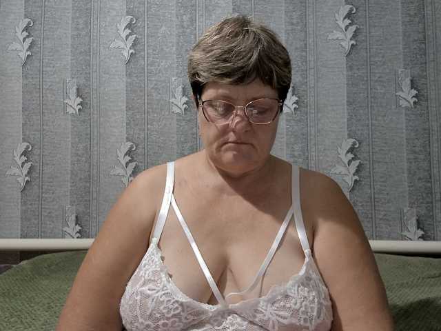 le modèle ElzaJewel est en webcam porno dans un show sur le site bongacams, il possède les tags suivants: White/Caucasian,Brunette,Trimmed