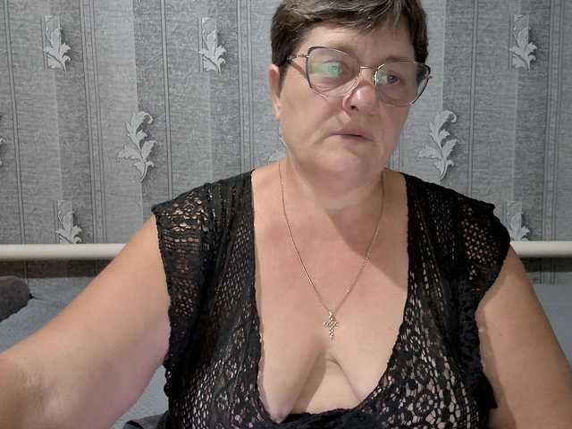 ElzaJewel live webcam show