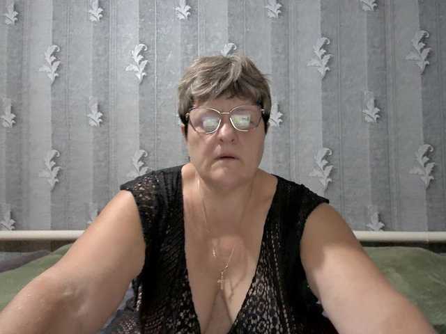 ElzaJewel, live now on BongaCams