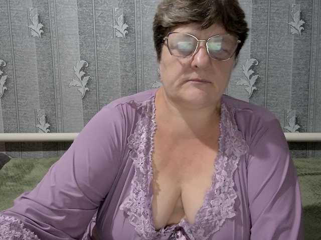 ElzaJewel live cam preview