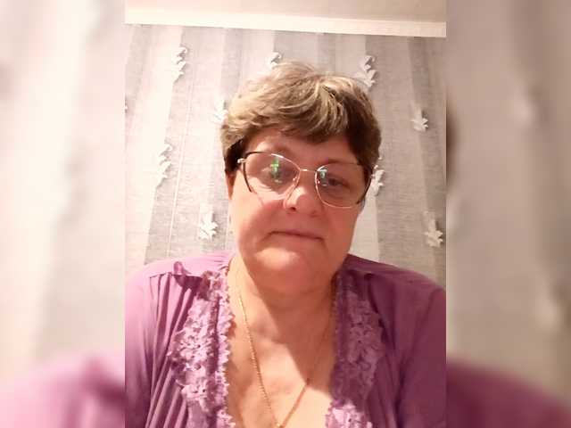 ElzaJewel's BongaCams show and profile