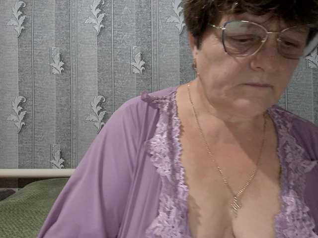 ElzaJewel live cam preview