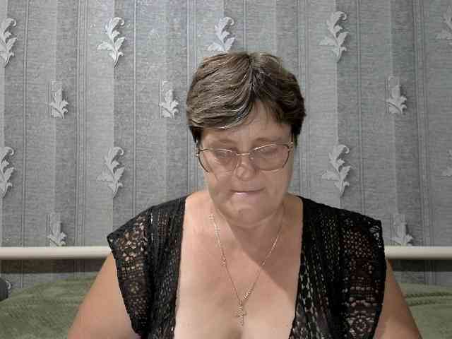 ElzaJewel's webcam live show