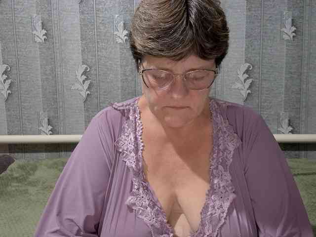 ElzaJewel webcam