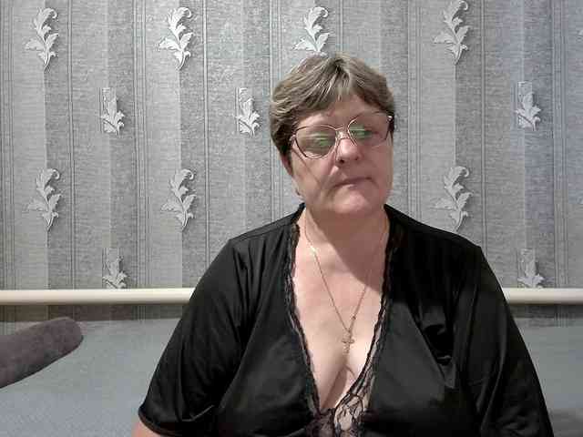 ElzaJewel Live Webcam on BongaCams