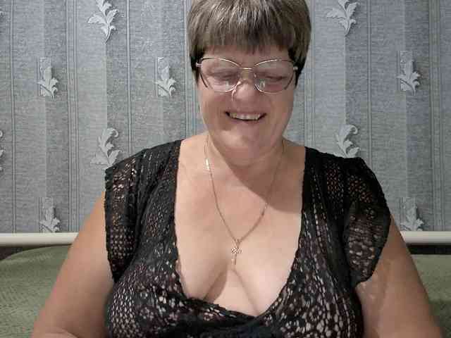 ElzaJewel Live Webcam on BongaCams