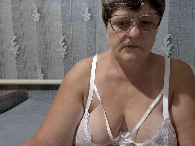 ElzaJewel webcam