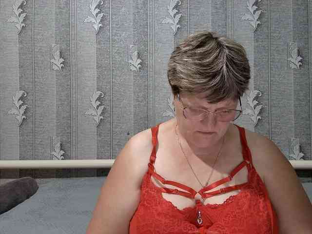 ElzaJewel Live Webcam on BongaCams