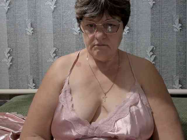 ElzaJewel's webcam live show