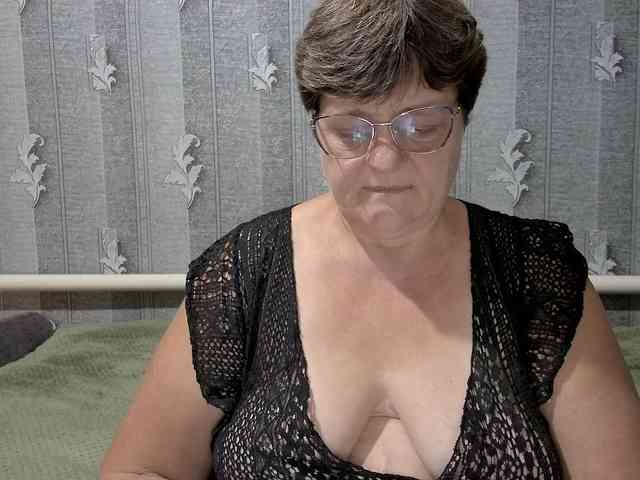 ElzaJewel webcam
