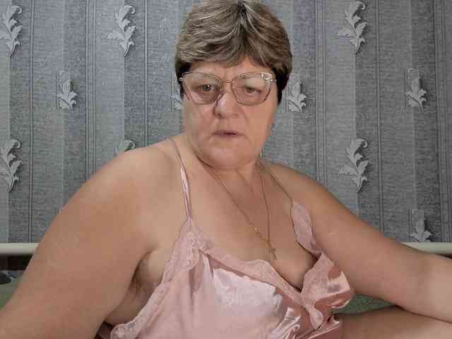 ElzaJewel's webcam live show