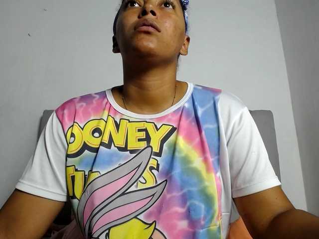 Franci-hot4 live cam preview