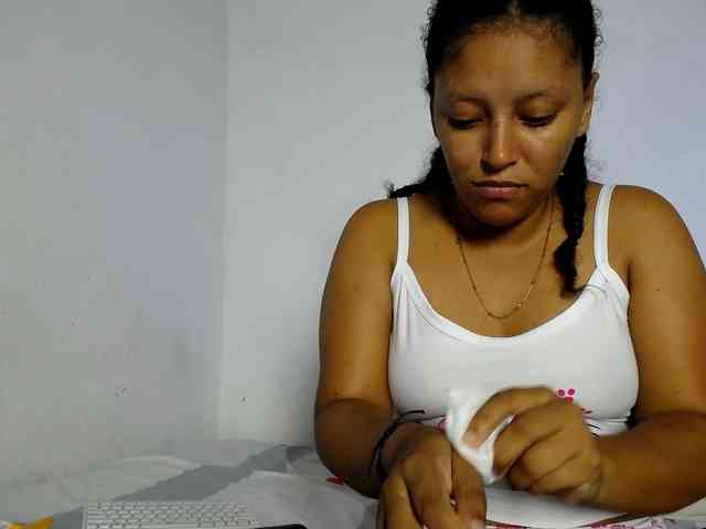 Franci-hot4 webcam