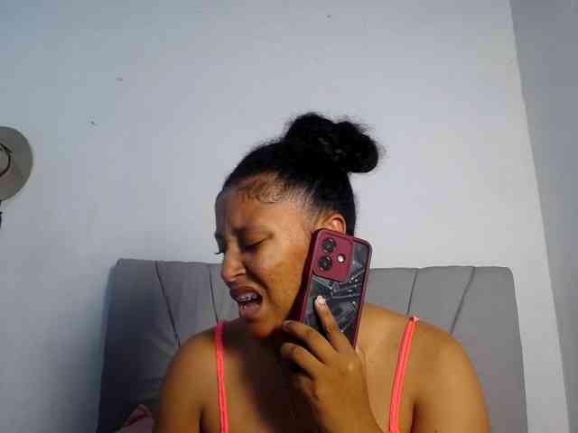 Franci-hot4 webcam