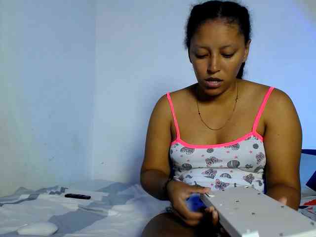 Franci-hot4 webcam