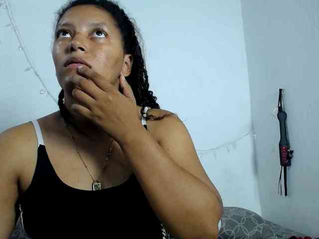 Franci-hot4 webcam