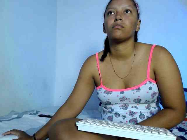 Franci-hot4 webcam