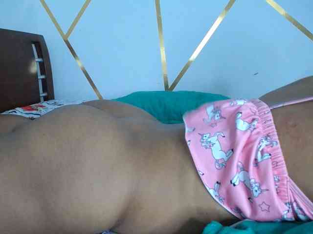 Franci-hot4 webcam