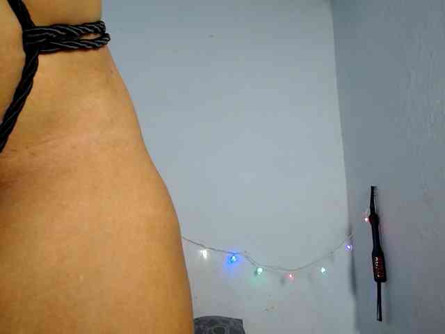 Franci-hot4 webcam