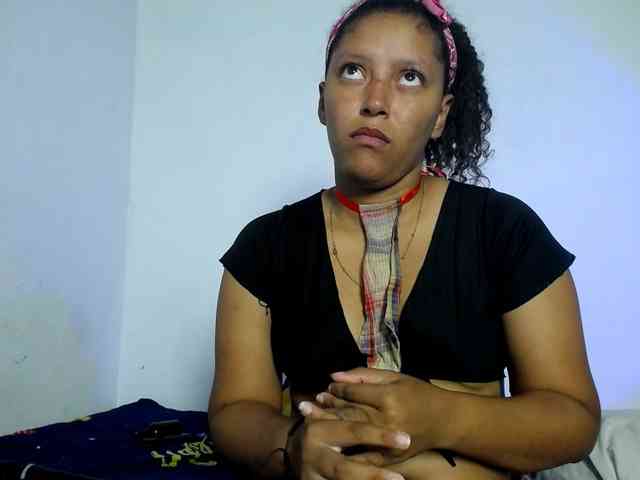 Franci-hot4 webcam