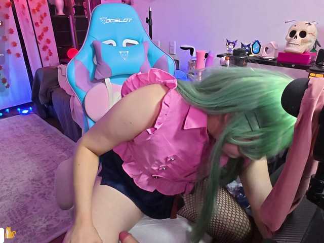 Nixycrow11 live cam on BongaCams