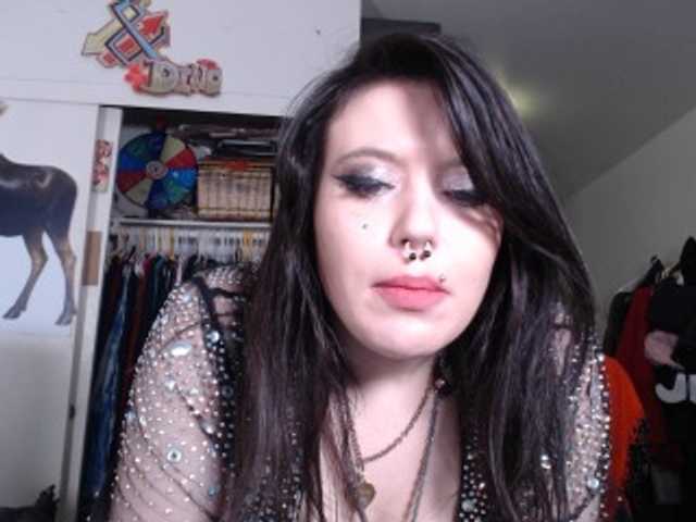 pleasantdinosaurus7537 live webcam show