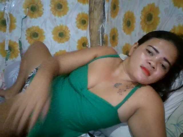 Luna213 live cam on BongaCams