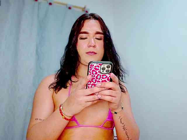 NaomiSweet5
