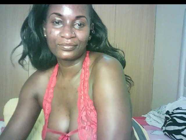 BradBubble live cam on BongaCams