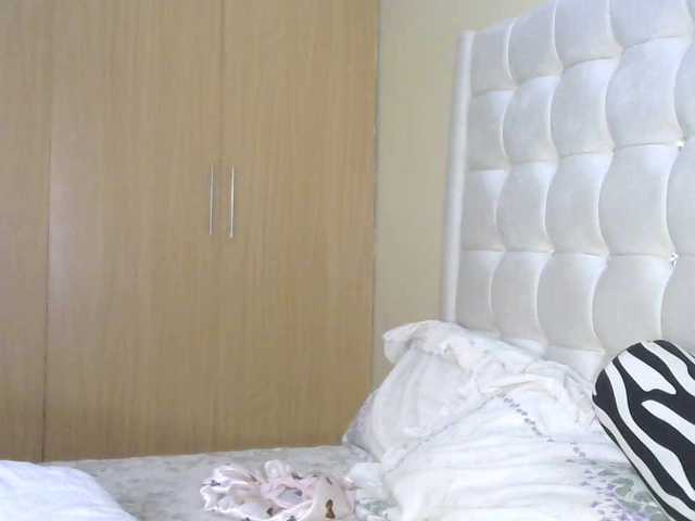 BradBubble live cam on BongaCams