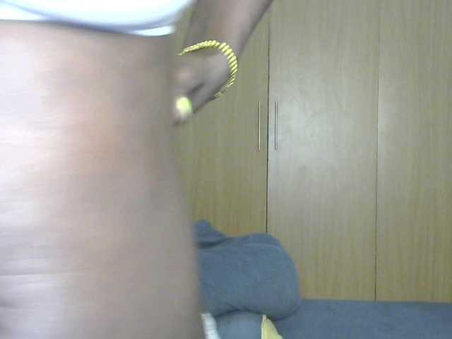 BradBubble live cam on BongaCams