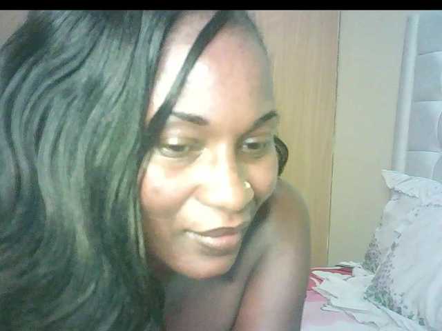 BradBubble live cam on BongaCams