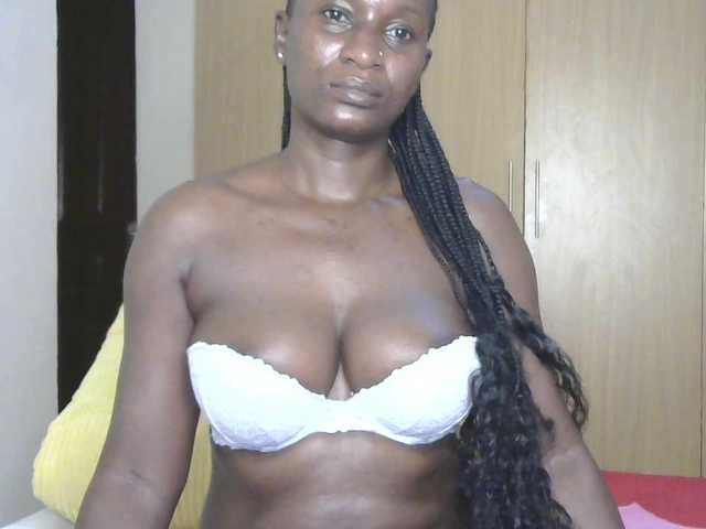 BradBubble live cam on BongaCams