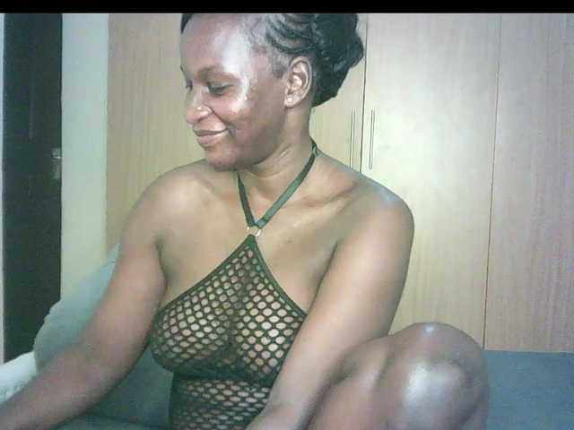 BradBubble live cam on BongaCams