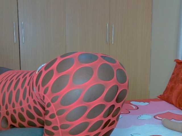 BradBubble live cam on BongaCams