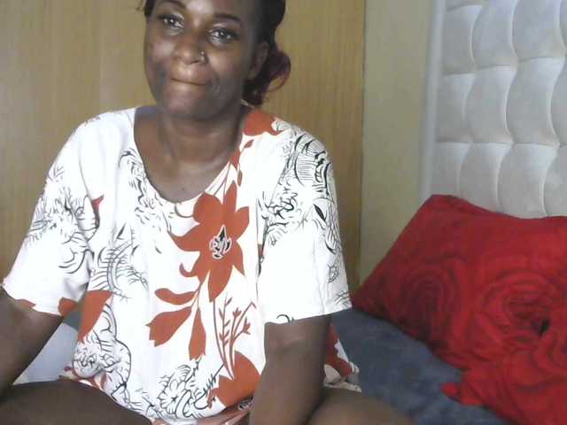 BradBubble live cam on BongaCams