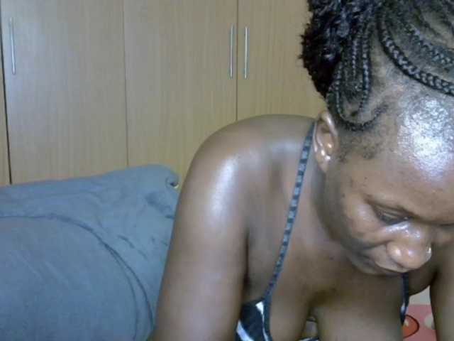 BradBubble, live now on BongaCams