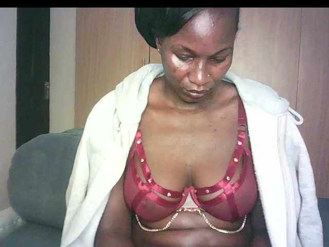 BradBubble live cam on BongaCams