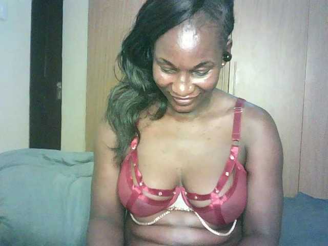 BradBubble live cam on BongaCams