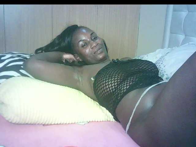 BradBubble live cam on BongaCams