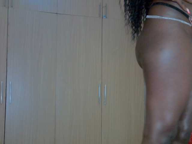 BradBubble, en vivo ahora en BongaCams