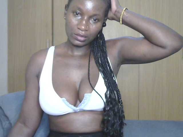 BradBubble live webcam show