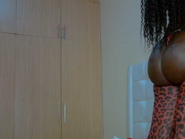 BradBubble live cam on BongaCams
