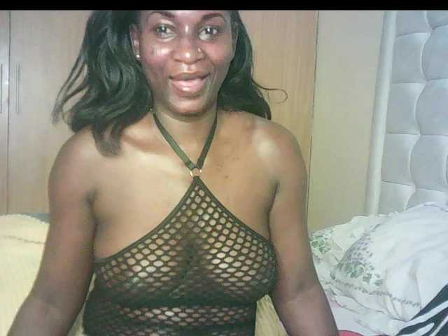 BradBubble live cam on BongaCams
