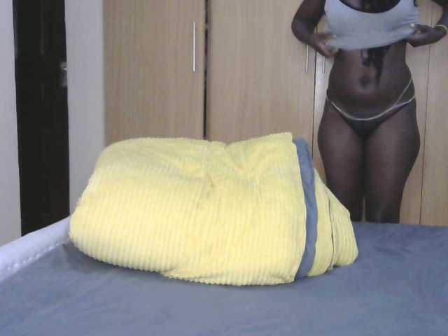 BradBubble live webcam show
